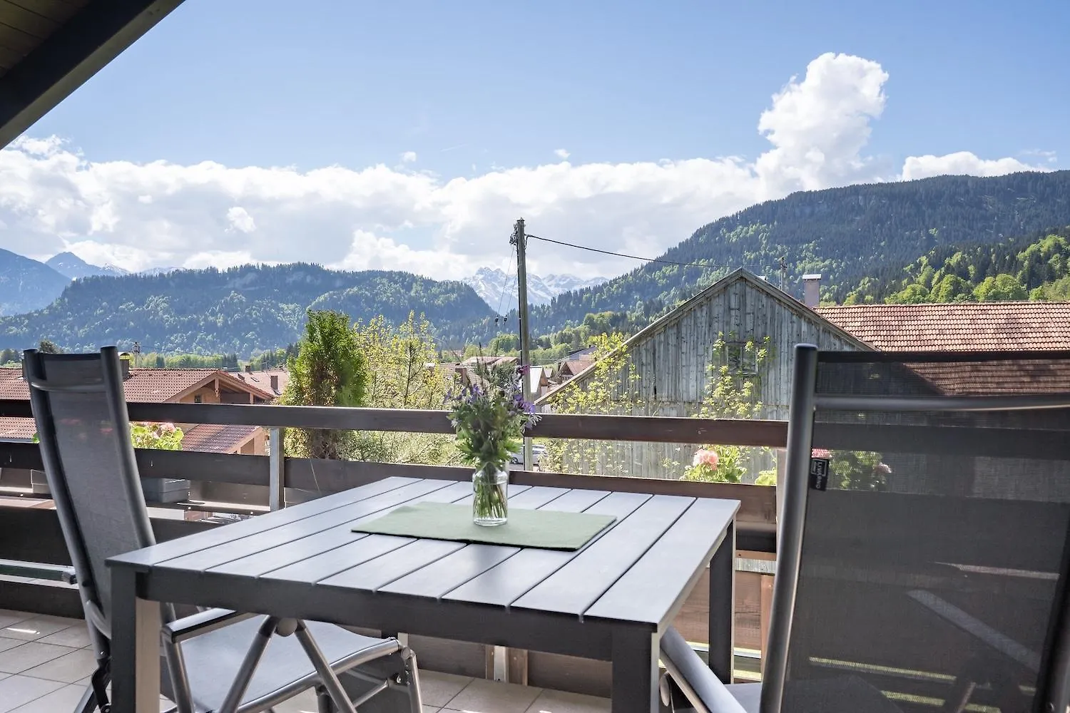 Alpenhaus Steiner - Top-Ferienwohnungen - Sommer-Bergbahn Inklusive Bolsterlang