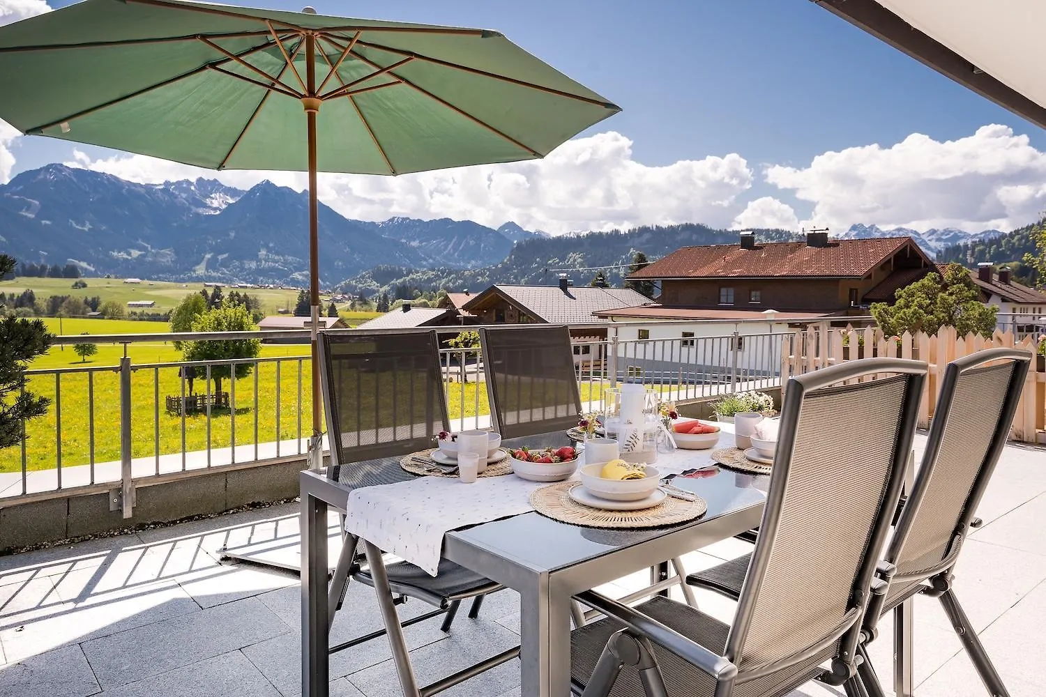 Alpenhaus Steiner - Top-Ferienwohnungen - Sommer-Bergbahn Inklusive Bolsterlang