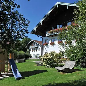Bauernhof Moyer, Höslwang